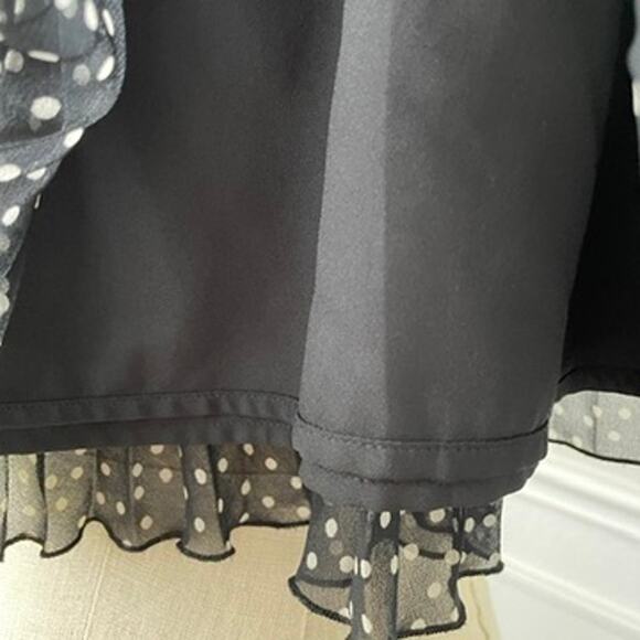 H&M Black with White Polka Dots Pleated Mini Skirt - Picture 5 of 6